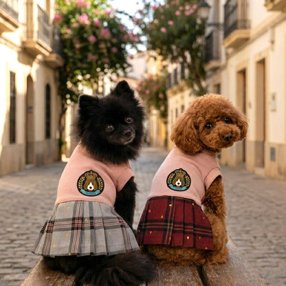 【犬服 犬 服 犬の服 名入れ 秋服 冬服用】愛犬のお名前入り ドッグクラウンワンピース【エンブレム チェック トレーナードッグ ペット ウェア ダックス トイプードル チワワ タムベディかわいい シーズー】(L/)