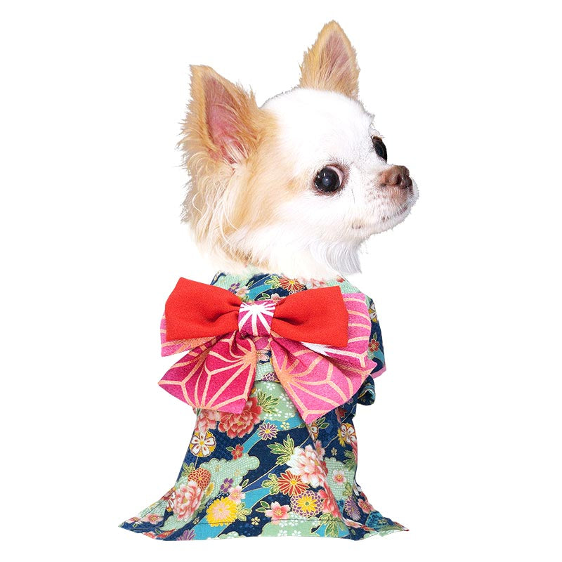 【犬服 犬 服 犬の服 秋服 冬服用 着物】艶やか晴れ着 美聡《名入れ可能》《コサージュ別売》【お正月 初詣 年賀状 七五三 和装 前開き 桜 菊 牡丹 ドッグ ペット ウェア トイプードル チワワ タムベディ】[GI]