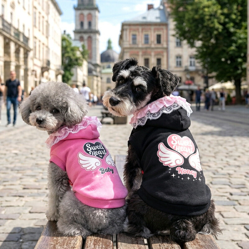 【犬服 犬 服 犬の服 名入れ 秋服 冬服用】愛犬のお名前入り スイートハートパーカー【トレーナー フリル レース ハートドッグ ペット ウェア ダックス トイプードル チワワ タムベディキュート マルチーズ】(O/F/RI/L/)